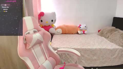 Leyla  online show from 04-29-26, 03:49