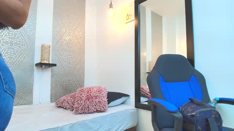 leyli_ass online show from 02-26-25, 01:00