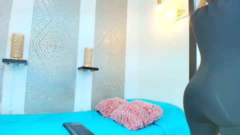 leyli_ass online show from 03-01-25, 11:58