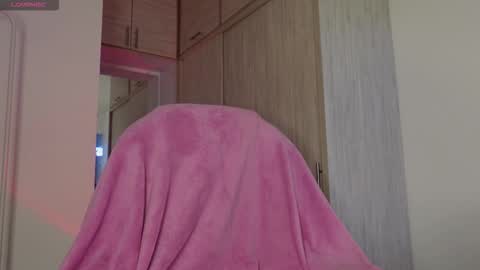 Jessica online show from 09-29-25, 06:35