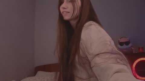 Snapshot of lezyliza chatting on 04-15-26, 10:32 Liza online show from 04-15-26, 10:32