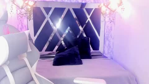 Lia  online show from 01-26-25, 11:17