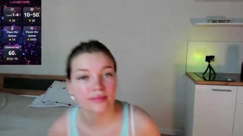 lia_2002_ online show from 04-11-26, 01:26