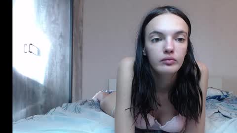 Lia online show from 09-10-25, 12:16