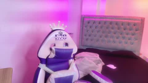 Lia  online show from 05-09-26, 04:17