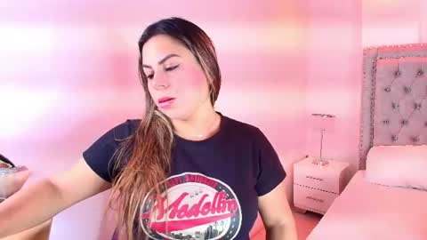 Lia  online show from 06-10-26, 04:12