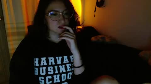 Snapshot of lia_ana_ chatting on 05-21-26, 06:20 liliana online show from 05-21-26, 06:20