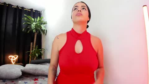 Snapshot of lia_and_felipe chatting on 07-07-26, 11:53 Lia y Felipe -- online show from 07-07-26, 11:53