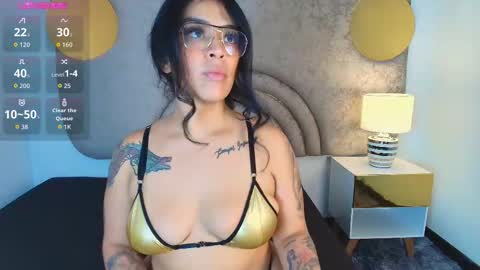 Snapshot of lia_caprice chatting on 10-16-25, 06:09 L I A C A P R I C E  online show from 10-16-25, 06:09