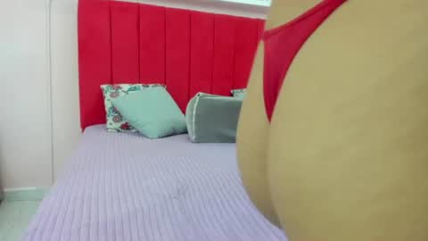 Snapshot of lia_cherryx chatting on 06-18-26, 12:00 lia_cherryx online show from 06-18-26, 12:00