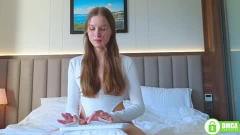 Lia  online show from 03-29-26, 08:25