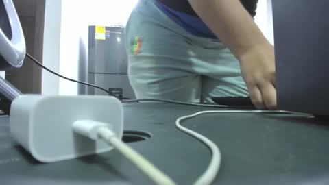 Lia online show from 10-29-25, 04:09