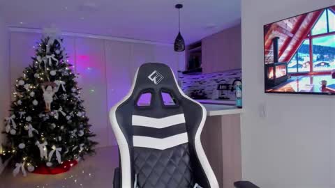 Snapshot of lia_girl2 chatting on 01-10-26, 04:36 Lia online show from 01-10-26, 04:36