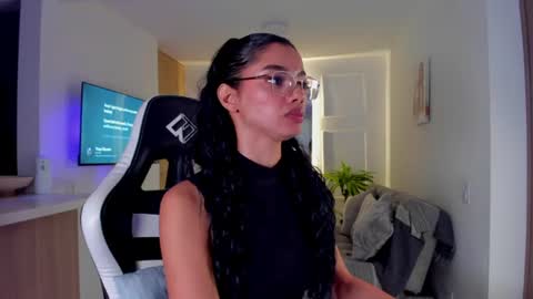 Lia online show from 08-01-26, 11:58