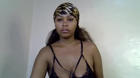 lia online show from 11-16-25, 04:01