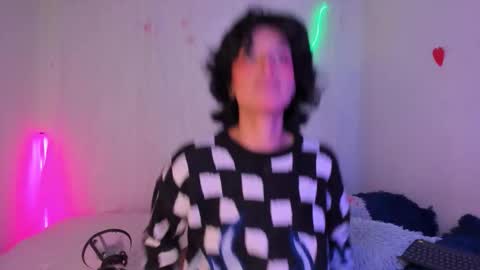 lia_leandro888 online show from 02-14-26, 09:33