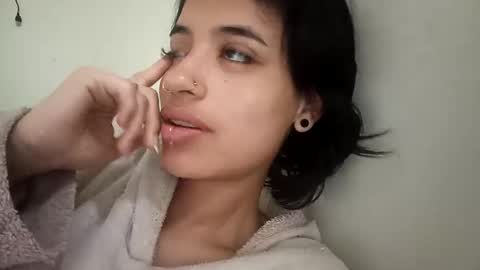 lia_leandro888 online show from 03-27-26, 01:11