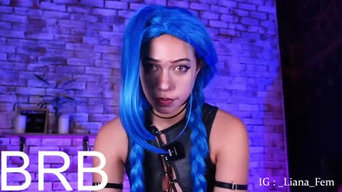 Snapshot of lia_owo chatting on 01-15-25, 03:50 Liana online show from 01-15-25, 03:50