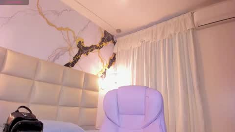 Lia online show from 02-26-26, 12:15