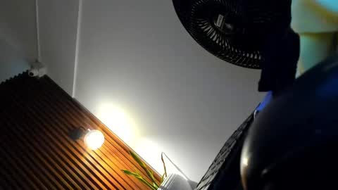 Lia  online show from 02-16-25, 05:15