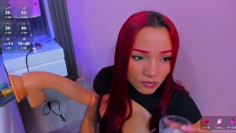 Lia  online show from 06-21-26, 03:53