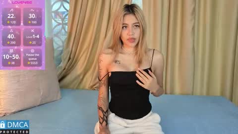 lia summer1 online show from 10-08-25, 06:27