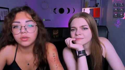 Snapshot of lia_sunset chatting on 09-12-25, 05:51 Lia online show from 09-12-25, 05:51