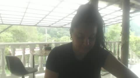 Snapshot of lia_taylor10 chatting on 11-20-25, 06:07 Lia online show from 11-20-25, 06:07