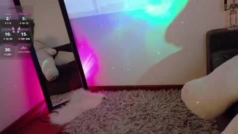 Lia online show from 10-11-25, 10:41