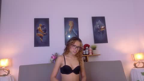 Juliana online show from 05-27-26, 07:22