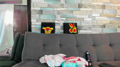 Lia online show from 10-14-25, 11:05