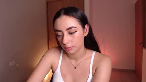 Snapshot of liaa_cute_ chatting on 02-27-26, 02:00 lia online show from 02-27-26, 02:00