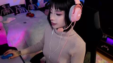 Liaa  online show from 10-11-25, 11:47