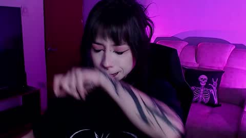 Liaa  online show from 11-27-25, 02:35