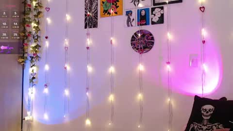 Liaa  online show from 05-15-26, 11:56