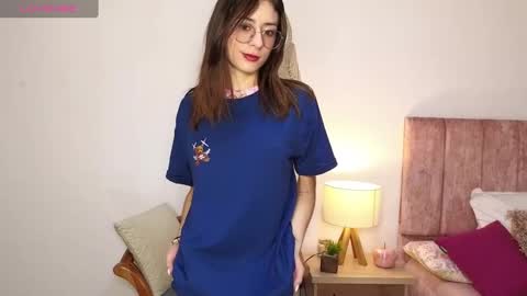 Lia  online show from 01-09-25, 02:29