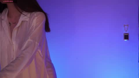 Lia  online show from 05-11-26, 12:00