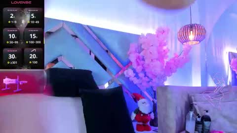 Liaa online show from 11-25-25, 02:44