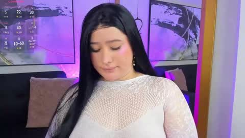 Lia Cox online show from 05-02-26, 08:03