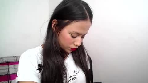 Lia online show from 10-03-25, 05:21