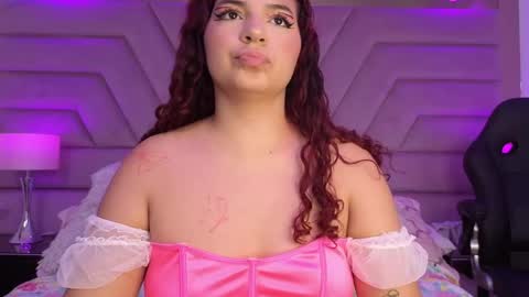 Snapshot of liadurand chatting on 05-17-26, 03:15 LiaDurand online show from 05-17-26, 03:15
