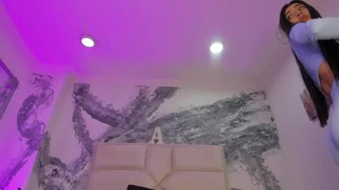 Lia online show from 01-12-25, 06:17