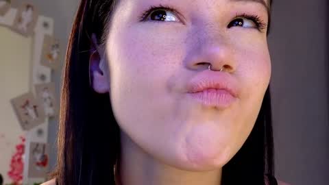 Snapshot of liaglamour chatting on 12-20-24, 09:54 Lia online show from 12-20-24, 09:54