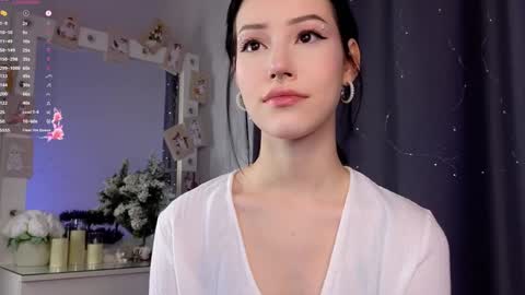 Snapshot of liaglamour chatting on 01-18-25, 10:17 Lia online show from 01-18-25, 10:17