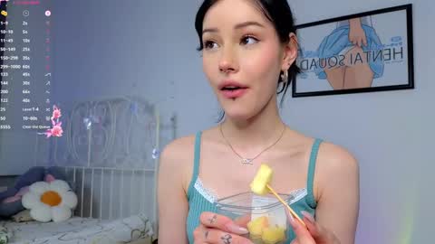 Snapshot of liaglamour chatting on 02-12-25, 11:40 Lia online show from 02-12-25, 11:40