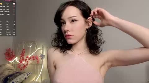 Lia  online show from 06-24-26, 09:52