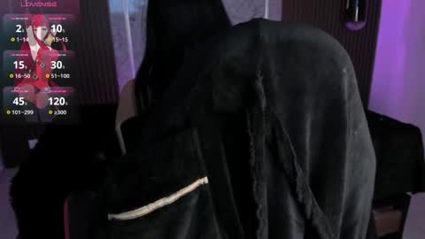 Liah online show from 12-18-25, 07:42