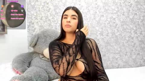 Snapshot of liah_evanss chatting on 10-24-25, 11:39 liah_evanss online show from 10-24-25, 11:39