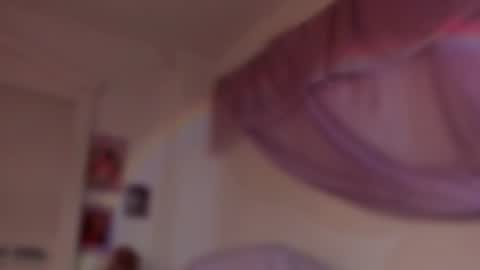 Snapshot of liahilton_ chatting on 07-12-26, 11:56 lh6 9c online show from 07-12-26, 11:56