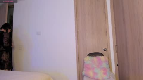 Lia  online show from 05-05-26, 12:07